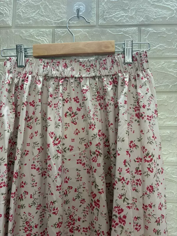 Vintage Floral Print A-Line Midi Skirt