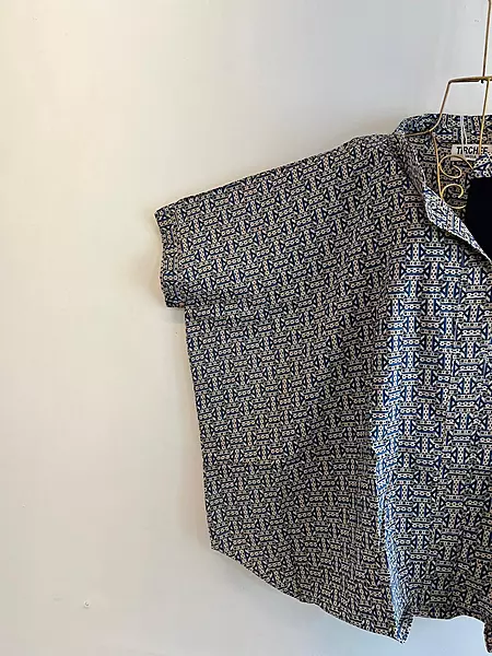 Junoon's Anti-Fit Shirt - Cream with Black & Blue Print