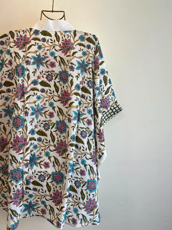 Junoon's Anti-Fit Shirt - White with Flowers (back)