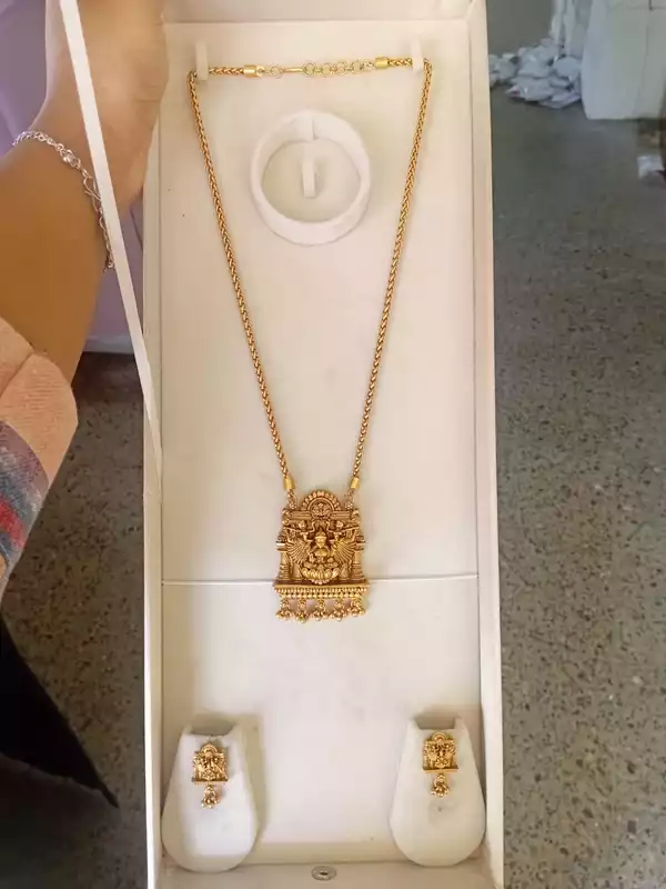 2222-Lakshmi Temple Pendant Set