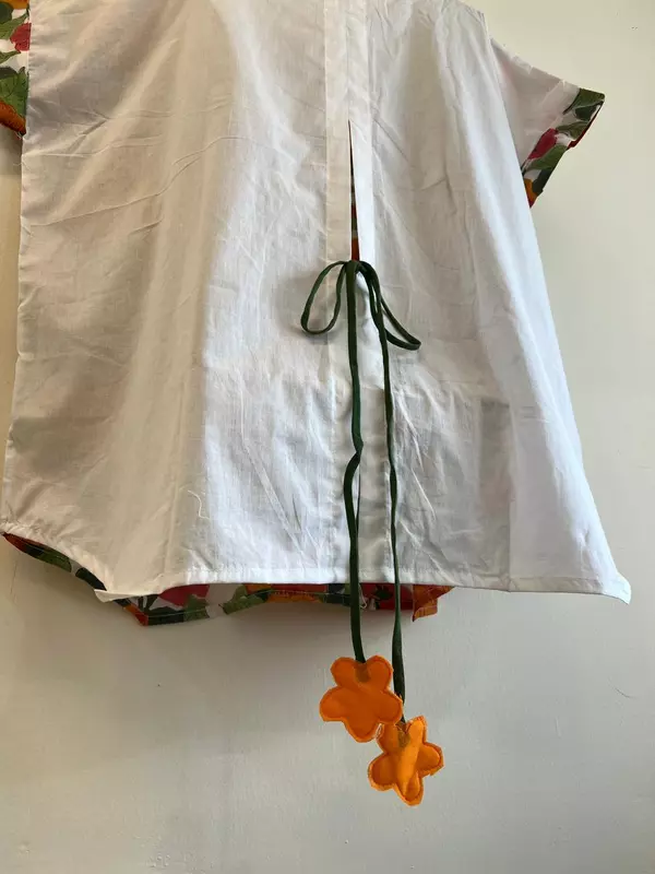 Ishq's Small Anti-fit with Back Open & Tie - White & Orange Flowers