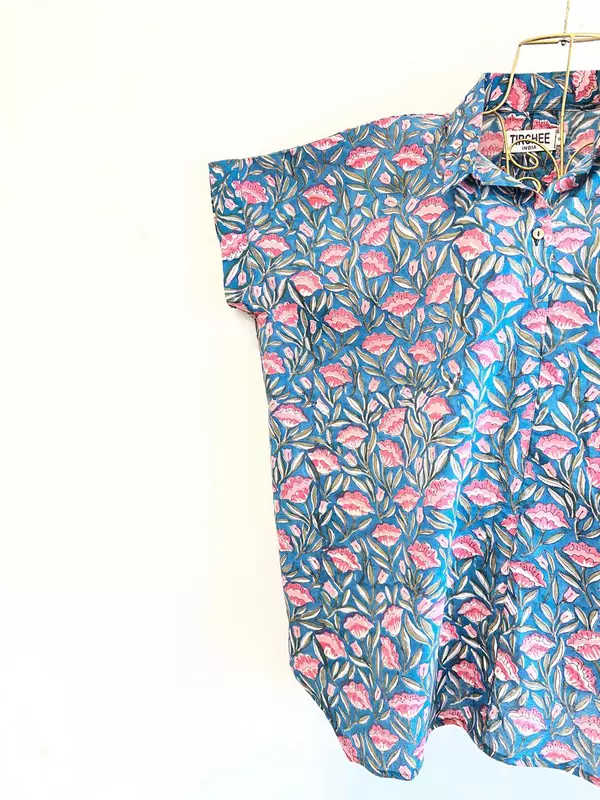 Ishq's Small Anti-fit with Back Open & Tie - Turquoise & Flowers