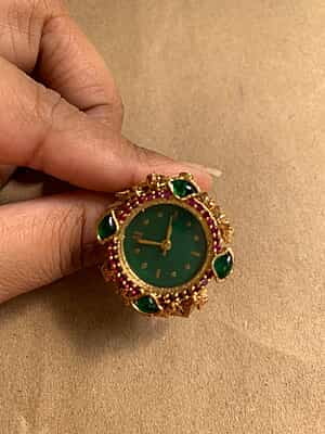 Vintage-Inspired Ornate Gold-Tone Emerald & Ruby Crystal Watch Ring Vintage-Inspired Ornate Gold-Tone Emerald & Ruby Crystal Watch Ring