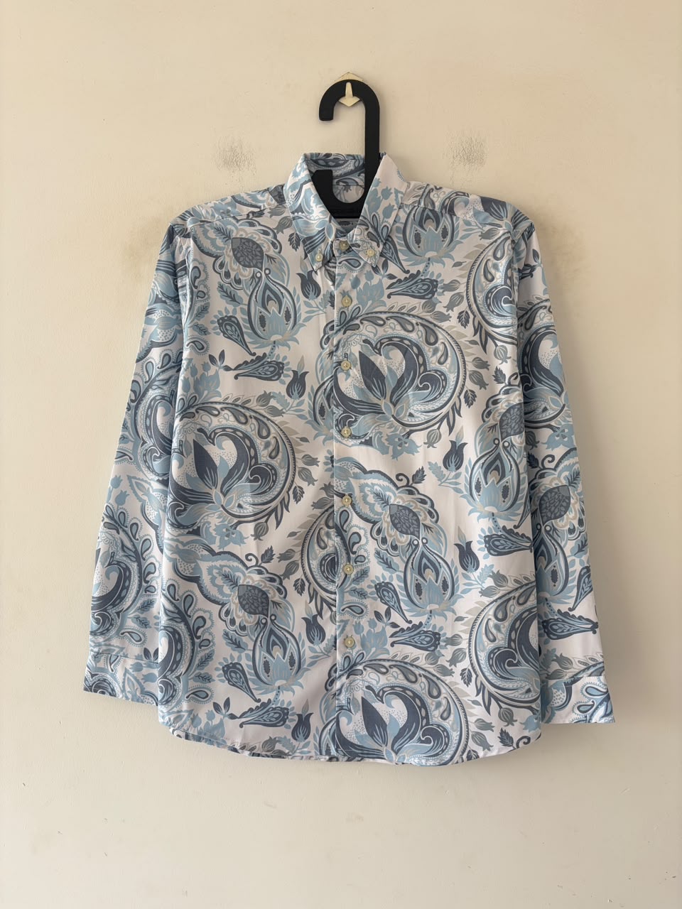 Sky crest printed shirt