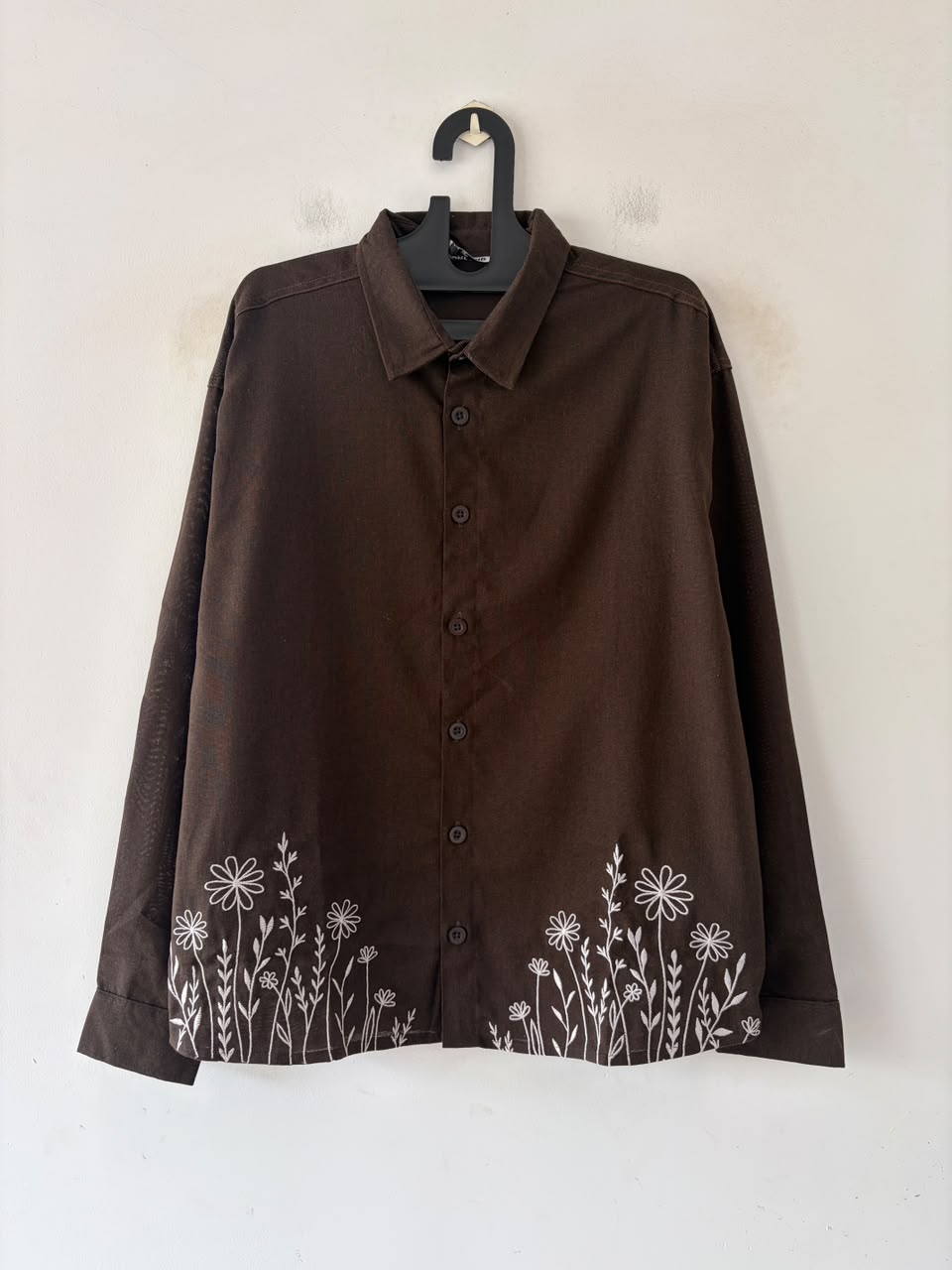 Mocha field embroidered shirt
