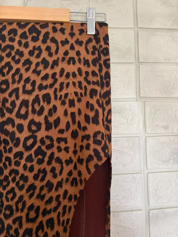 Leopard Print High-Waisted Side Slit Skirt