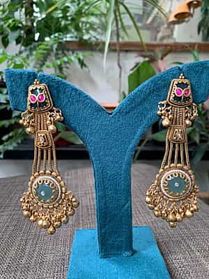 Antique Gold Sea-Green Medallion Long Chain Earrings Antique Gold Sea-Green Medallion Long Chain Earrings