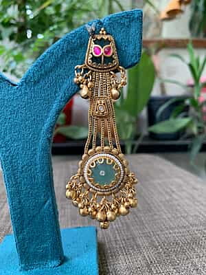 Antique Gold Sea-Green Medallion Long Chain Earrings Antique Gold Sea-Green Medallion Long Chain Earrings