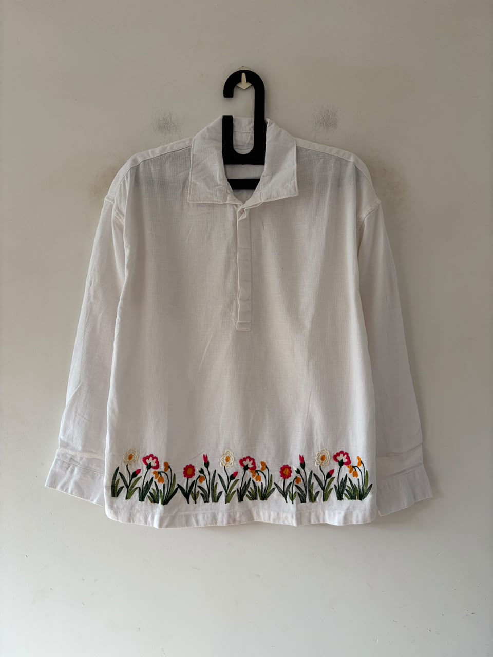 Pearl embroidered short kurta