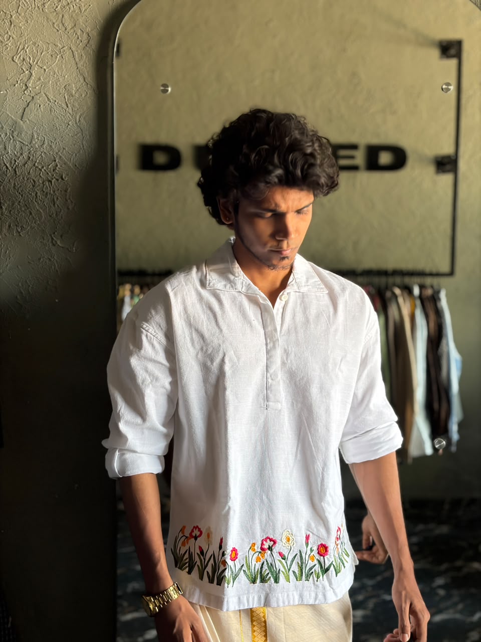 Pearl embroidered short kurta