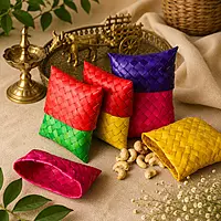 Palm thambulam box