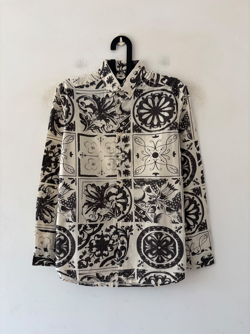 Obsidian mosaic printed shirt