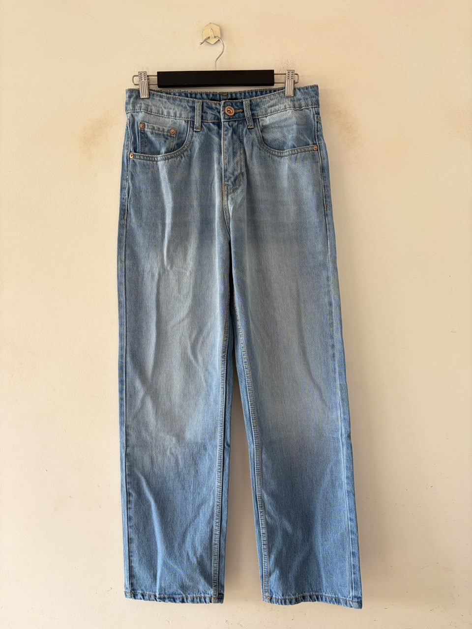 Frosted blue straight fit jeans