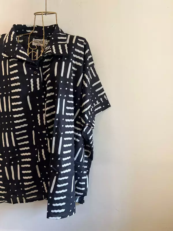 Junoon's Anti-Fit Shirt - All Black & Stripes