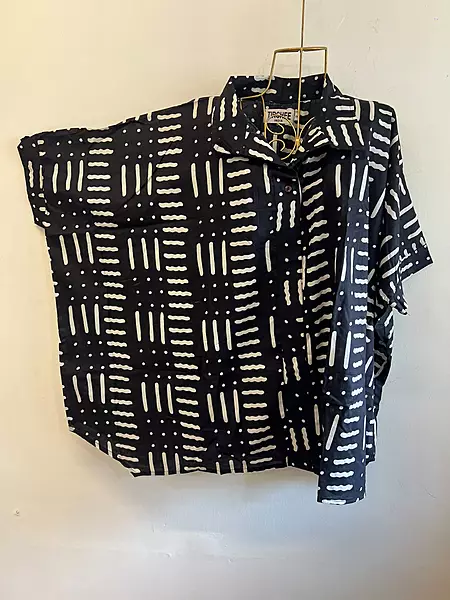 Junoon's Anti-Fit Shirt - All Black & Stripes