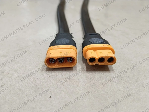 Flat-pin power connector for indoor LED cabinet wiring loom – Lumina Display Systems