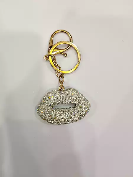 Rhinestone Lips Design Key Chain