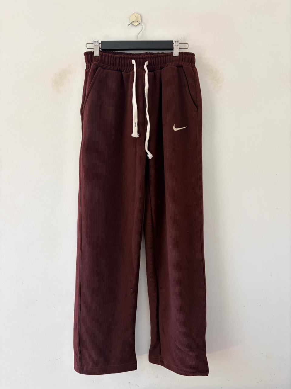 Wine rush corduroy sweatpants