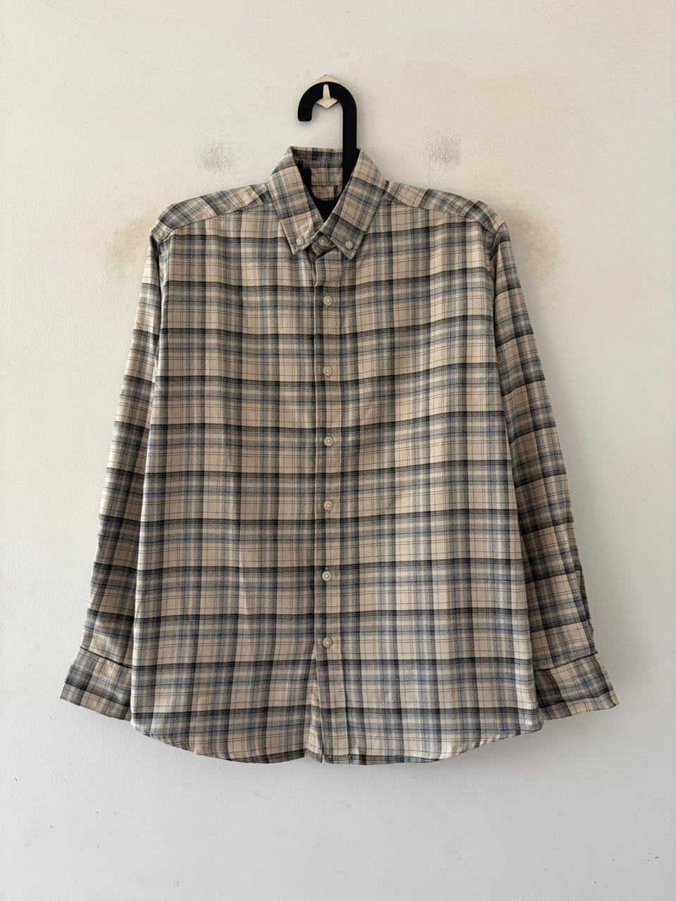 Mist beige & steel blue flannels