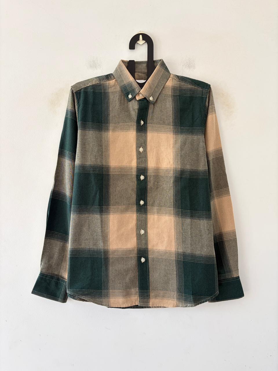 Emerald & dune beige flannels