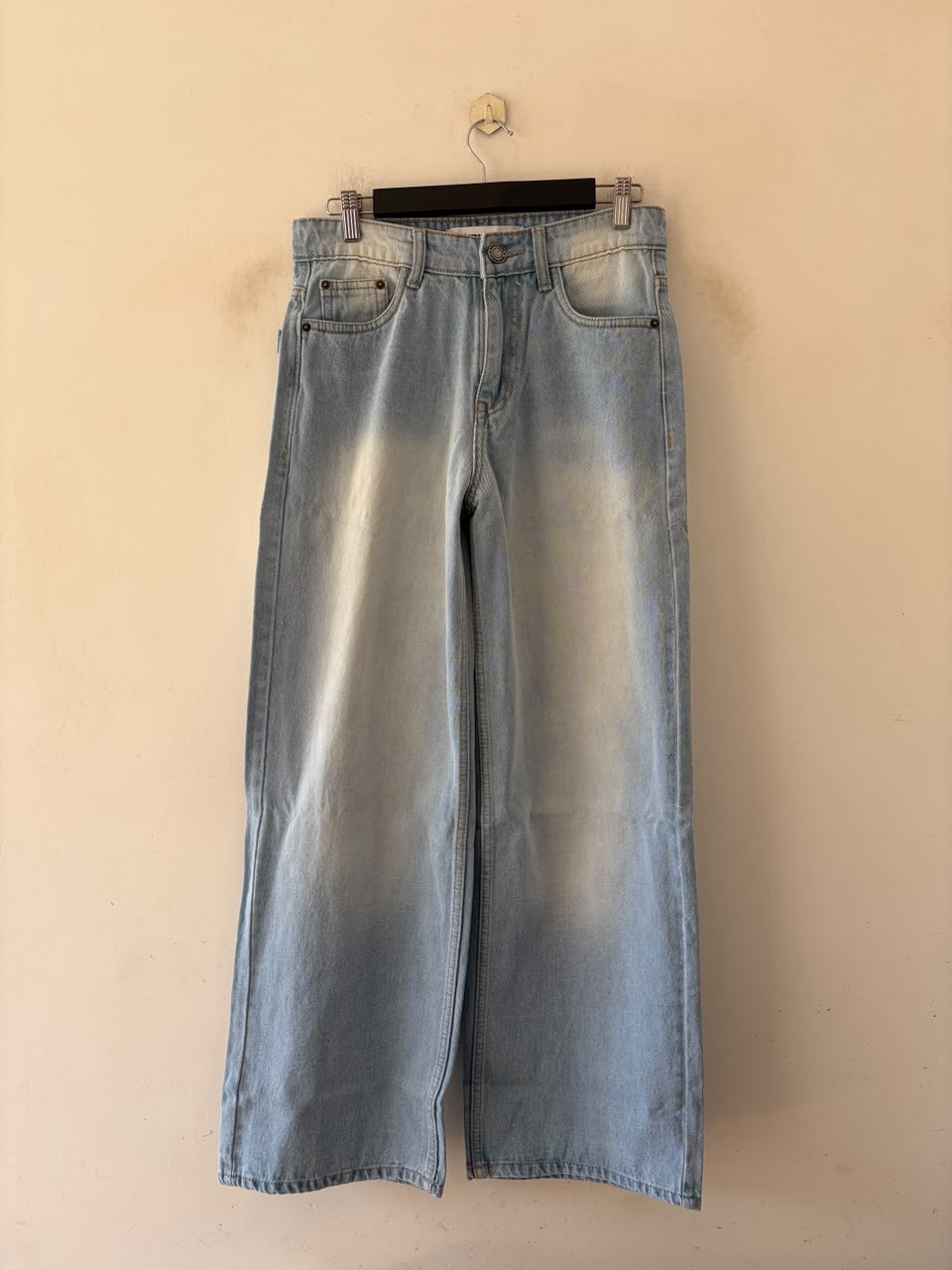 Frost sky washed baggy jeans