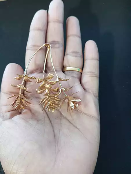 GOLD leaf-2