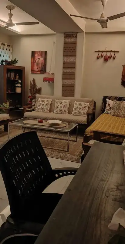 Vichitra Naari's Home Chhatarpur Delhi