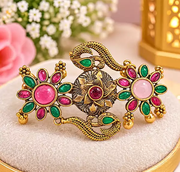 Traditional-inspired statement ring