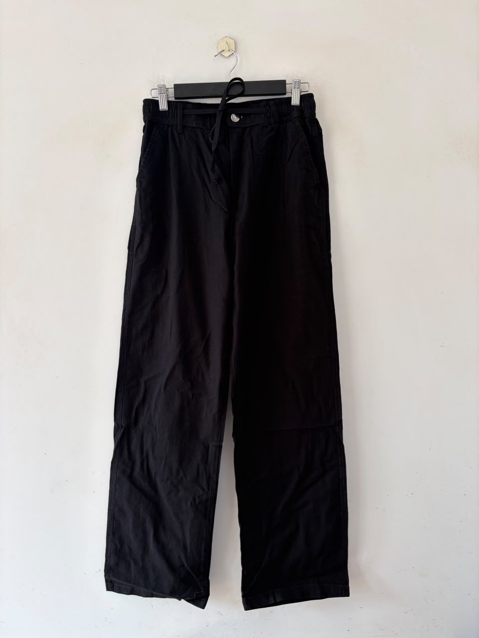 Jet black straight-fit linen pants