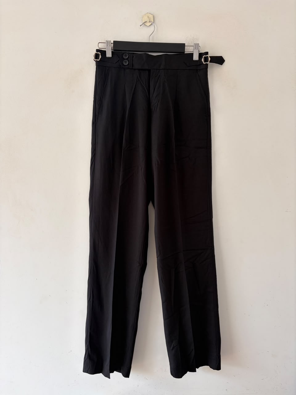 Eclipse black linen gurkha pants