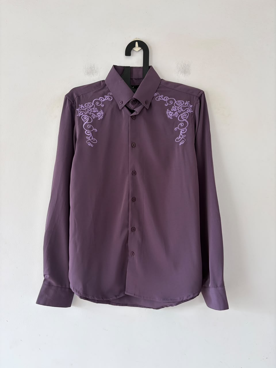 Orchid crest embroidered shirt