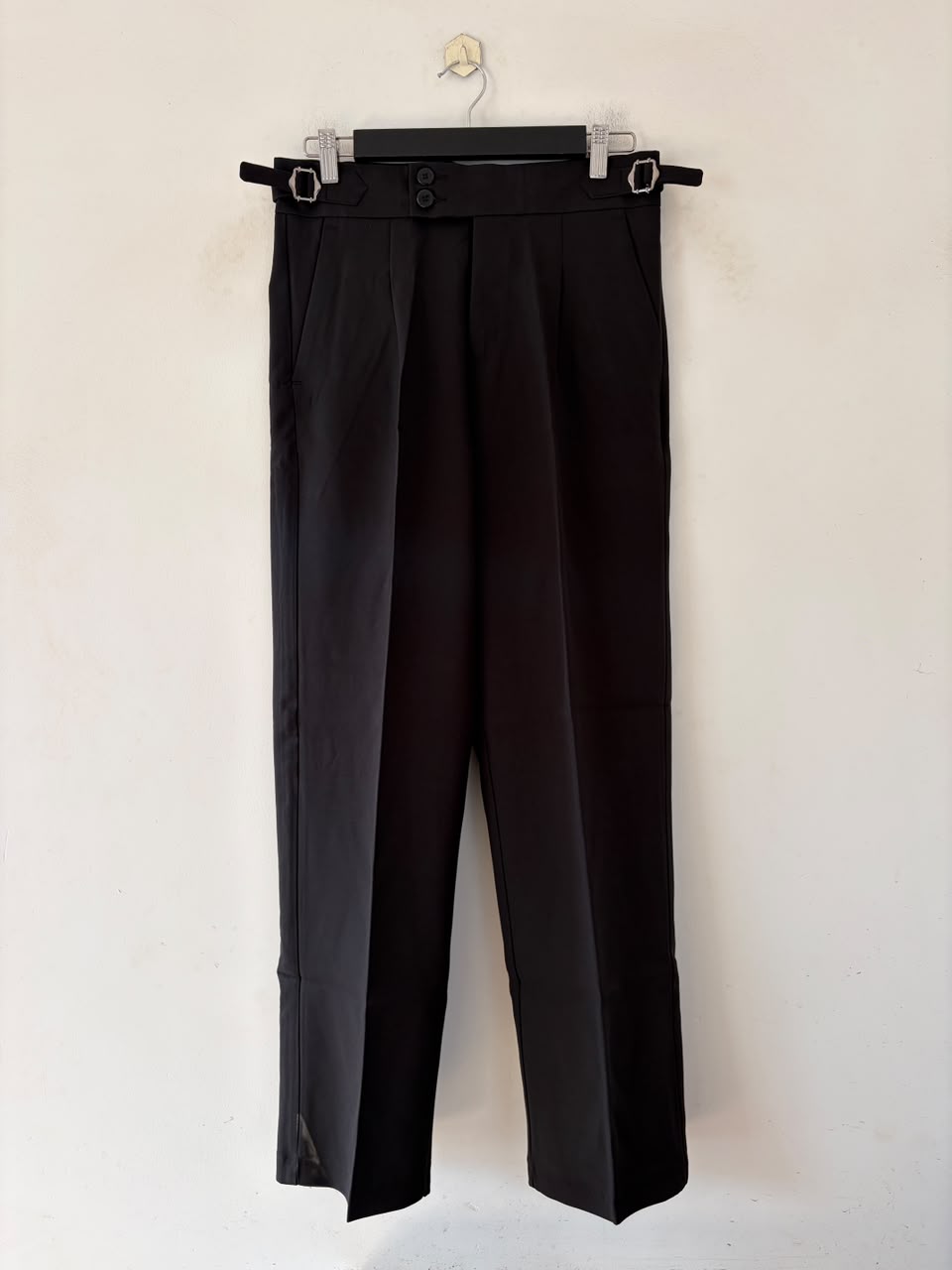 Jet noir gurkha pants
