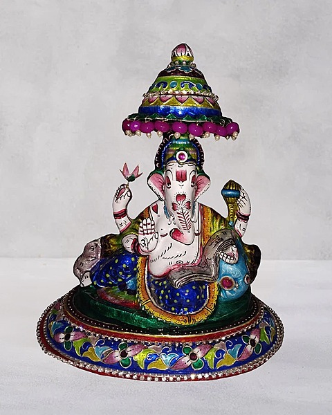 Divine Ganesha Gulabi Meenakari Idol