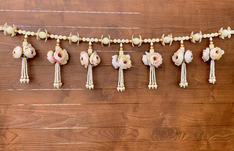 Premium Ivory Floral Pearl Bandanwar Toran