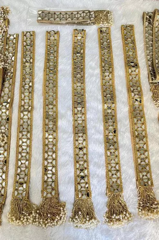 Royal Mirror Welcome Swagat dupatta for Barati