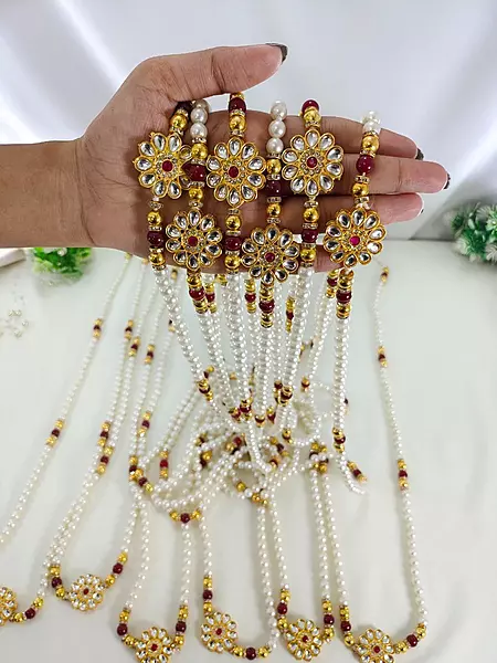 Welcome Barati Swagat Pearl Flower Kundan Mala
