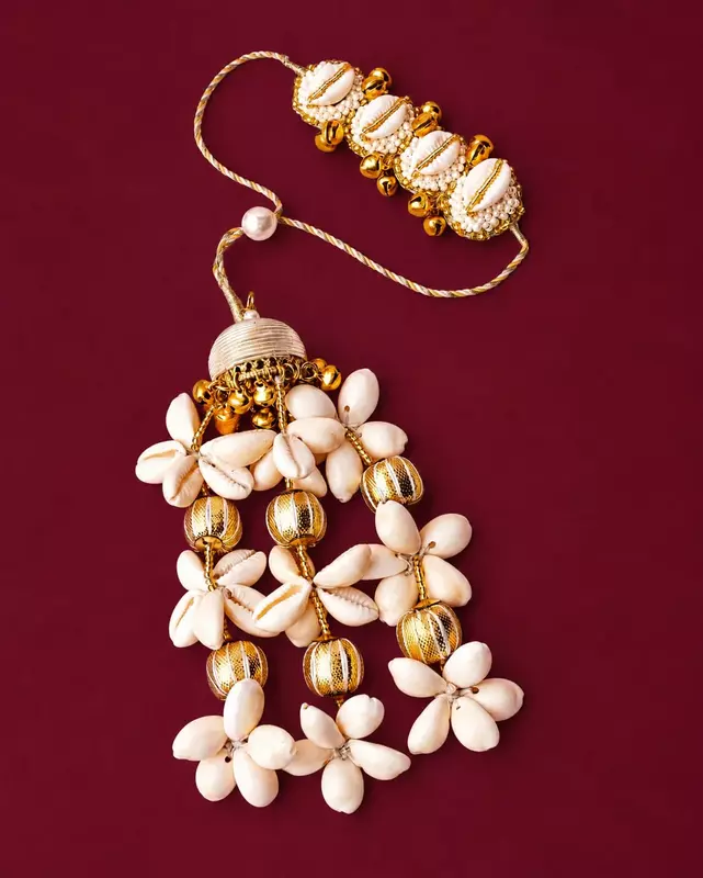 Luxury Shell Flower Rakhi