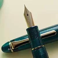Sailor 1911 Casual Shikiori Kusa Asobi Yuki Usagi GT Fountain Pen (F) 11-0657-204 Sailor 1911 Casual Shikiori Kusa Asobi Yuki Usagi GT Fountain Pen (F) 11-0657-204