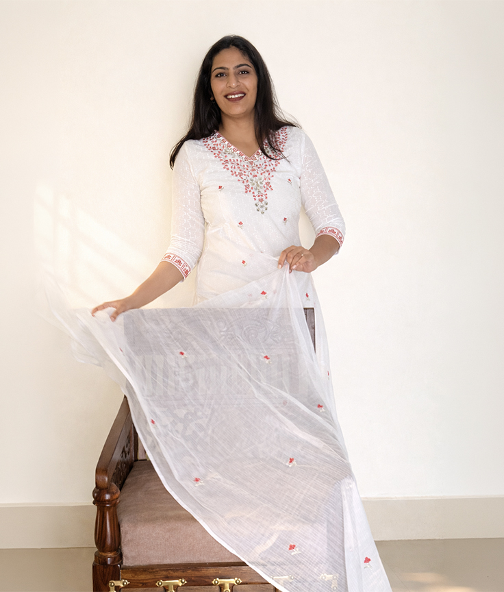 Ivory Rose Kurta Set