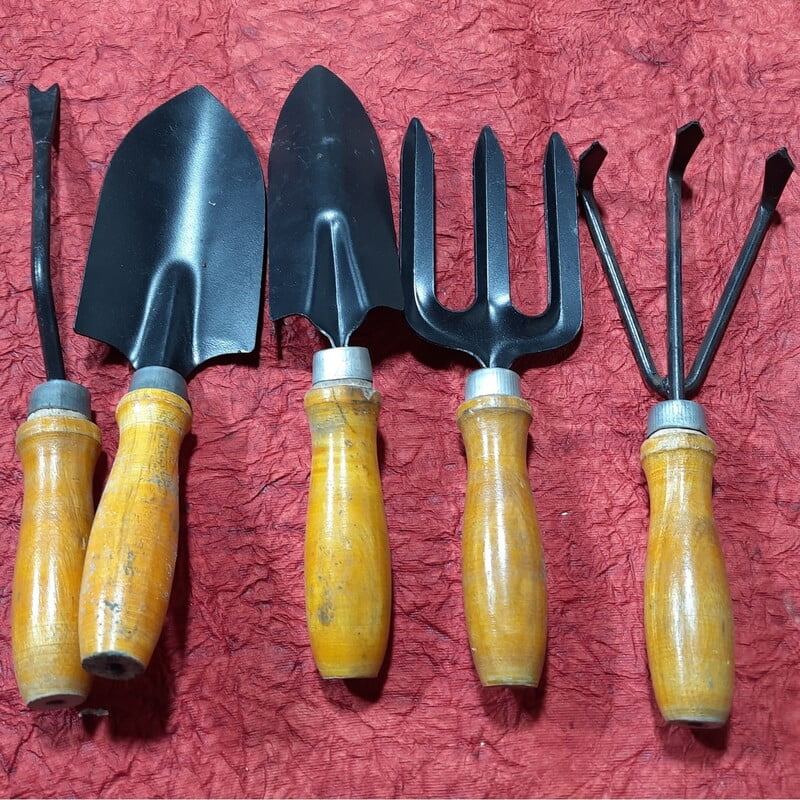 5Pcs Durable Gardening Hand Tool Kit Wooden Handles for Home Gardening (Weeder, Big Trowel, Small Trowel, Hand Fork, Cultivator)