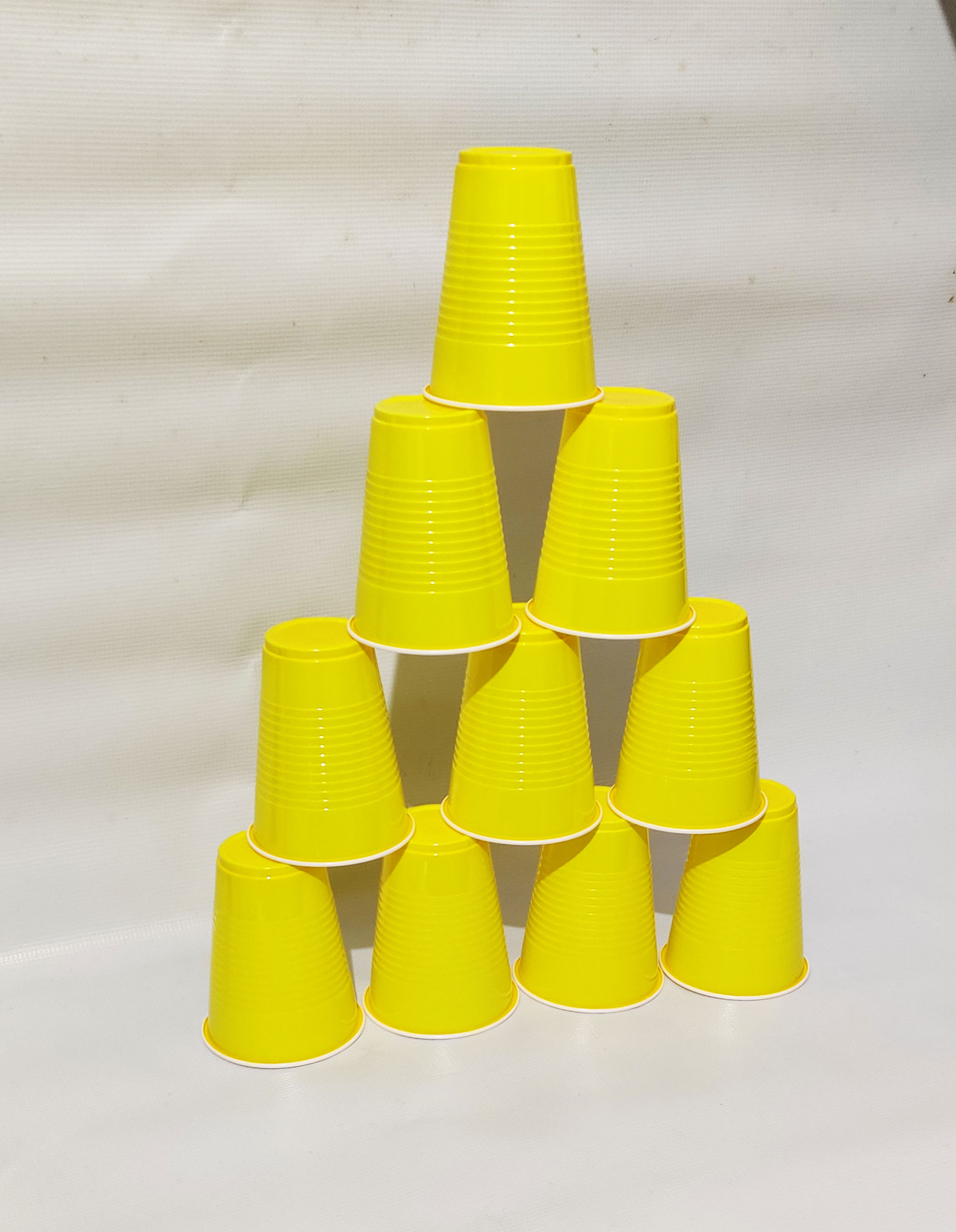 The Magic Balloon Store- Beer Pong Glasses- Drinking Glasses for Christmas Bachelor Cocktail New Year and Wedding Party Supplier - Liquid Capacity 450ml Pack of 20pcs