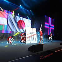 PERFORMANCE - ZERO GRAVITY CREW