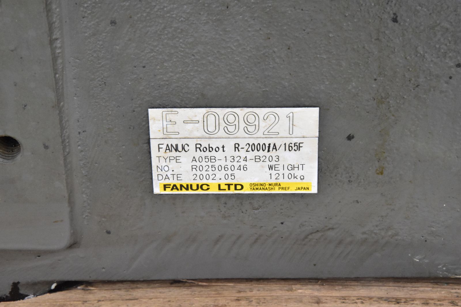 FANUC R-2000iA/165F, A05B-1324-B203,Robot with Control cabinet and Panel, YoM2002