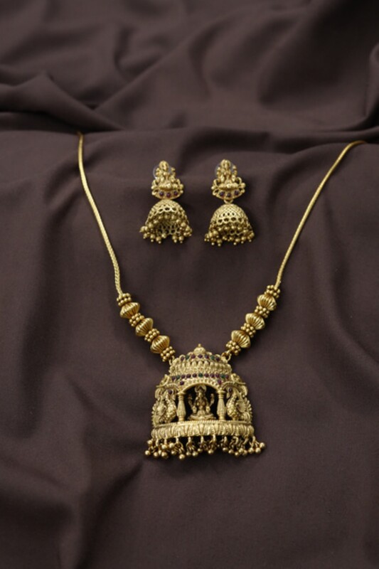 Exclusive Temple Lakshmi Design Chain Set !!