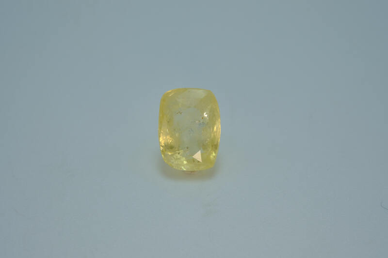 Yellow Sapphire 3.83 ct