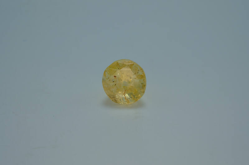 Yellow Sapphire 3.69 ct