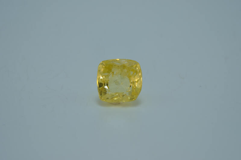 Yellow Sapphire 3.54 ct