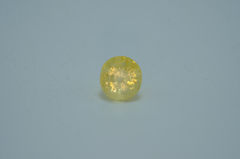 Yellow Sapphire 3.73 ct