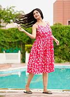 Cotton Floral Prints Sleeveless Short Nighty