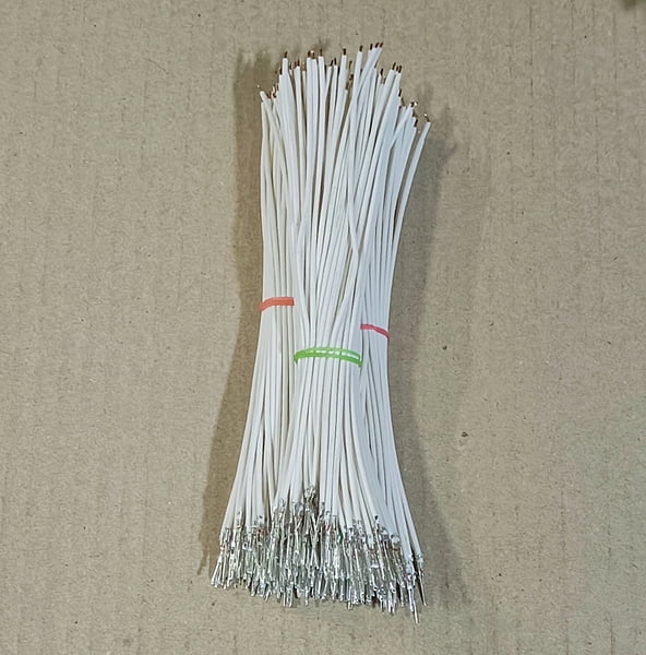 (RMCNN34)  14.38 MALE WHITE CRIMP WIRE (PACK OF 50)